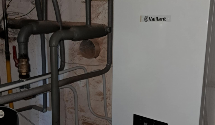 Maľovanie spálne, chodby, výmena plynové kotla 2025/2026