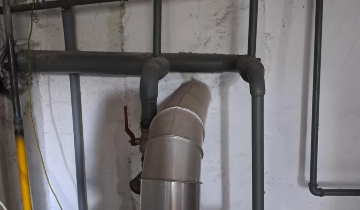 Maľovanie spálne, chodby, výmena plynové kotla 2025/2026