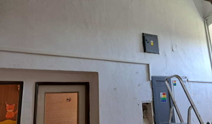 Maľovanie spálne, chodby, výmena plynové kotla 2025/2026