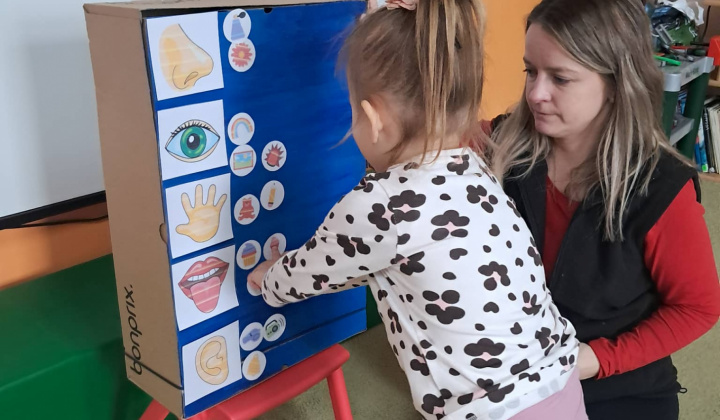 Mesiac November 2025/2026