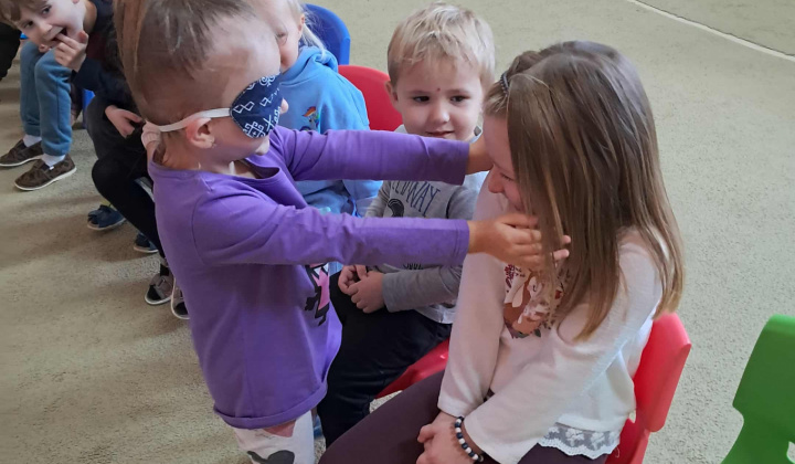 Mesiac November 2025/2026