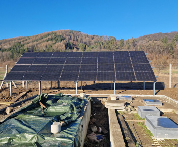 Projekty / Projekt realizovaný finančnou podporou vlády Slovenskej republiky ’’Inštalácia fotovoltaiky na prevádzkovú budovu ČOV’’ - foto