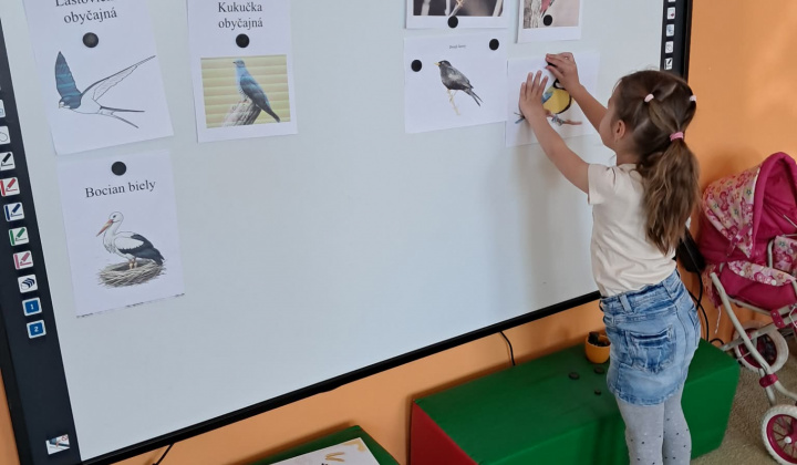 Mesiac Apríl 2025/2026