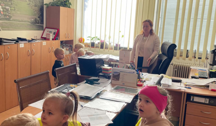 Návšteva ľudovej izby a obecného úradu 2026/2027